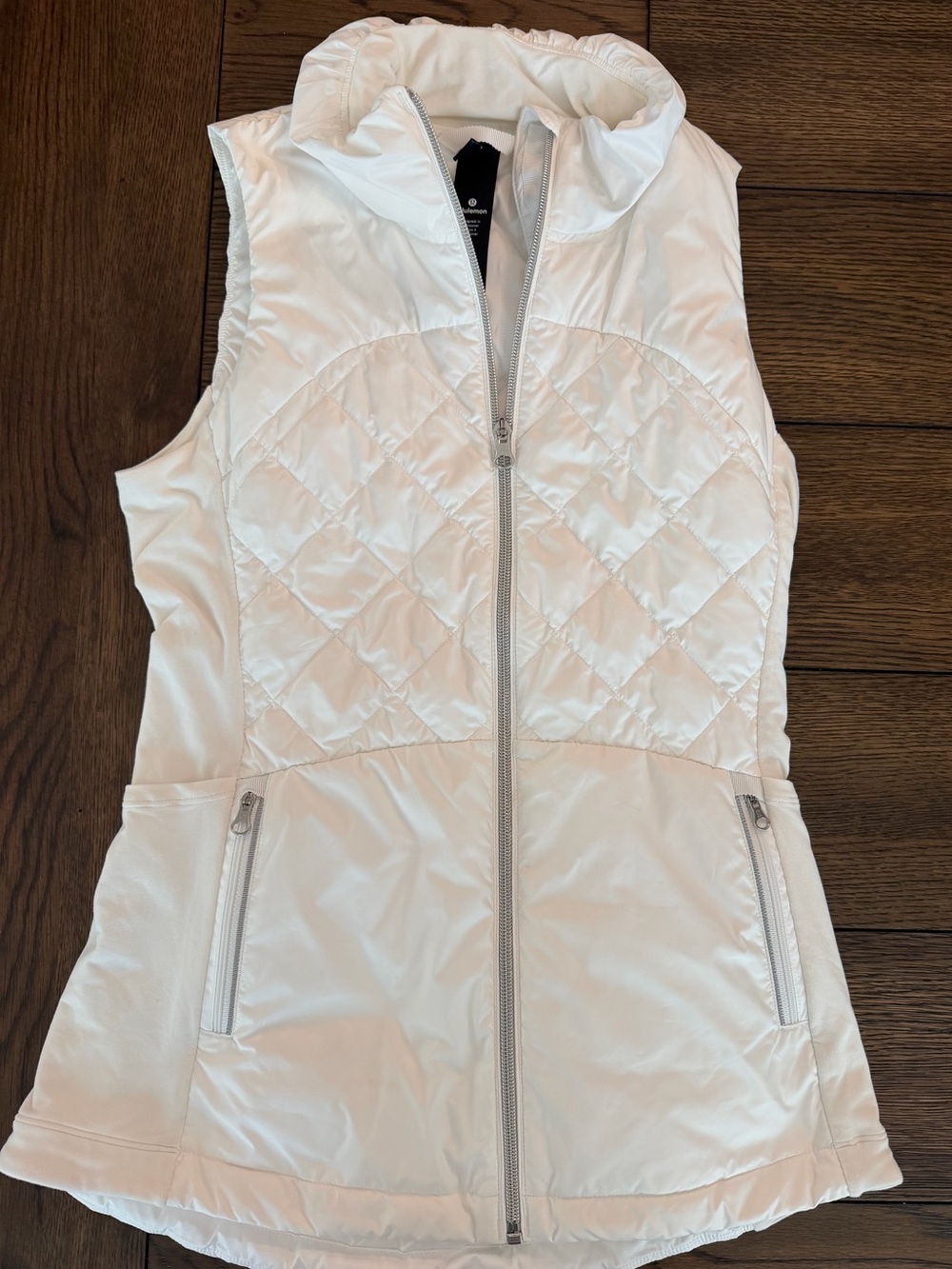 lululemon athletica White Quilted Sleeveless Zip Vest size 4 EUC